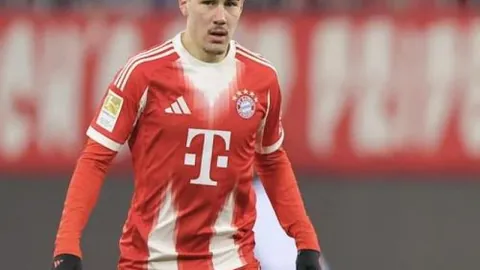 国足：连战皆负在即，逆境应对自如却奇迹难现